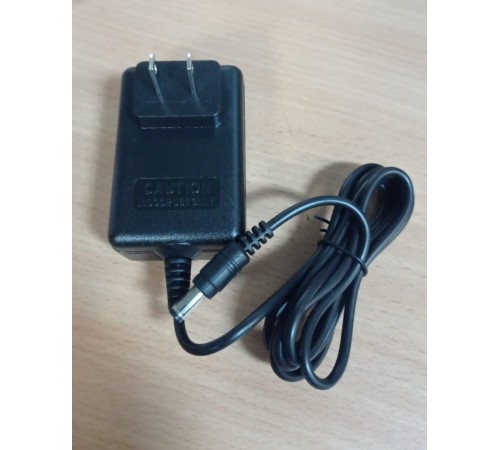 Зарядное устройство HB-0804005 для тележек CW 8,4V/0,5A (Charger) вертикальное