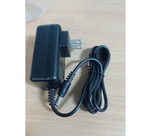 Зарядное устройство HB-0804005 для тележек CW 8,4V/0,5A (Charger) вертикальное