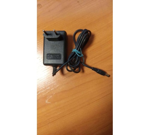 Зарядное устройство HB-0804005 для тележек CW 8,4V/0,5A (Charger) вертикальное