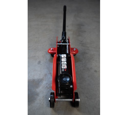 Домкрат подкатной TOR 2,0 т 135-330MM LT-FJ820012